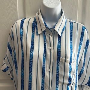 Lightweight striped shirt